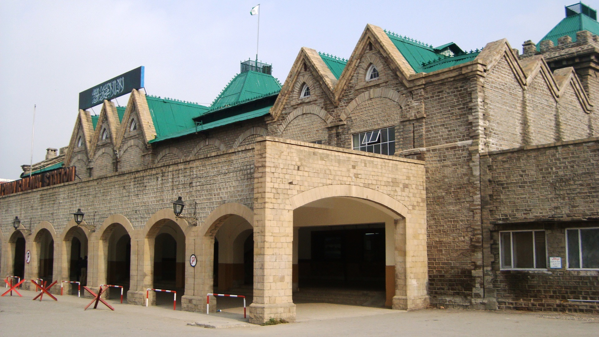 Rent a car Rawalpindi - Al farooq Rent a car